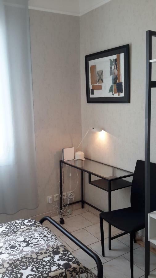 Appartement D Artiste Йер Экстерьер фото