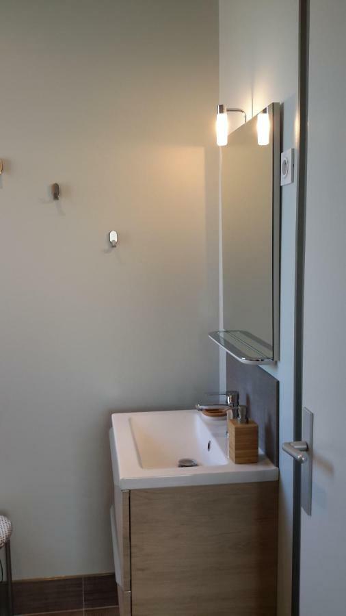 Appartement D Artiste Йер Экстерьер фото